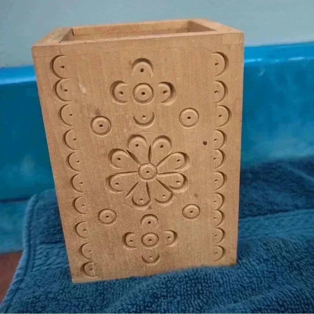 Hand-Painted Indian Art Wooden Pen Holder - Carved Floral Details